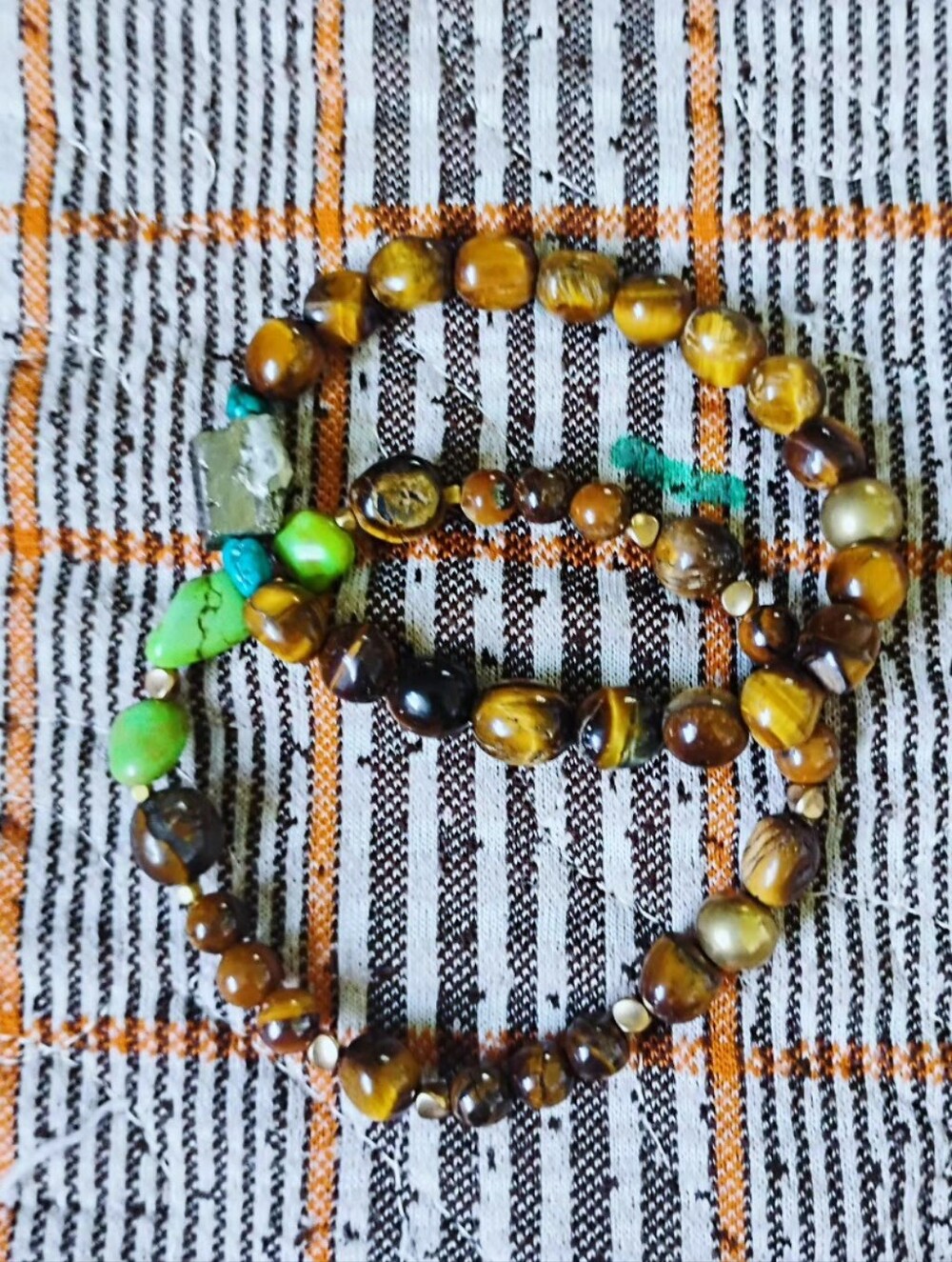 Large Tiger Eye and Green Turquoise Stretch Bracelet - Picture 4 of 6